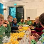 Gids/helper-kamp en installatie