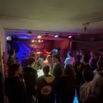 Punk concert in de kelder