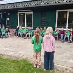 Gids/helper-kamp en installatie