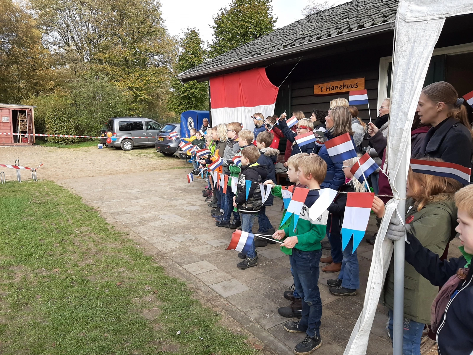 Moeder-welpen kamp Moeder-welpen kamp