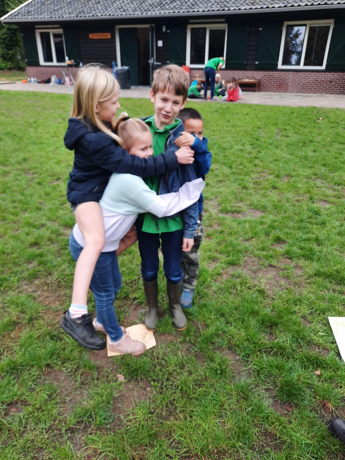 Wat een hoop welpen! Wat een hoop welpen!