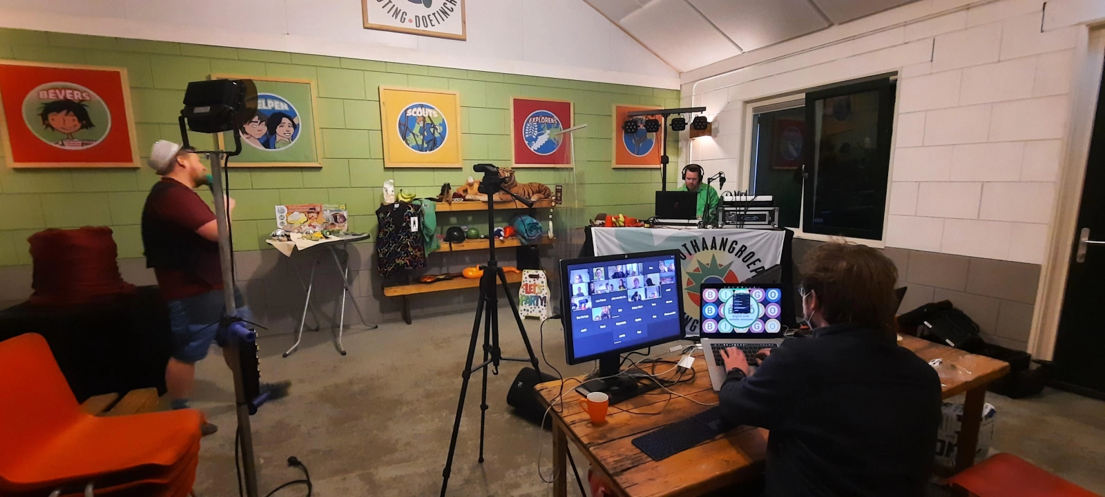 Roothaan quarantaine bingo! Roothaan quarantaine bingo!