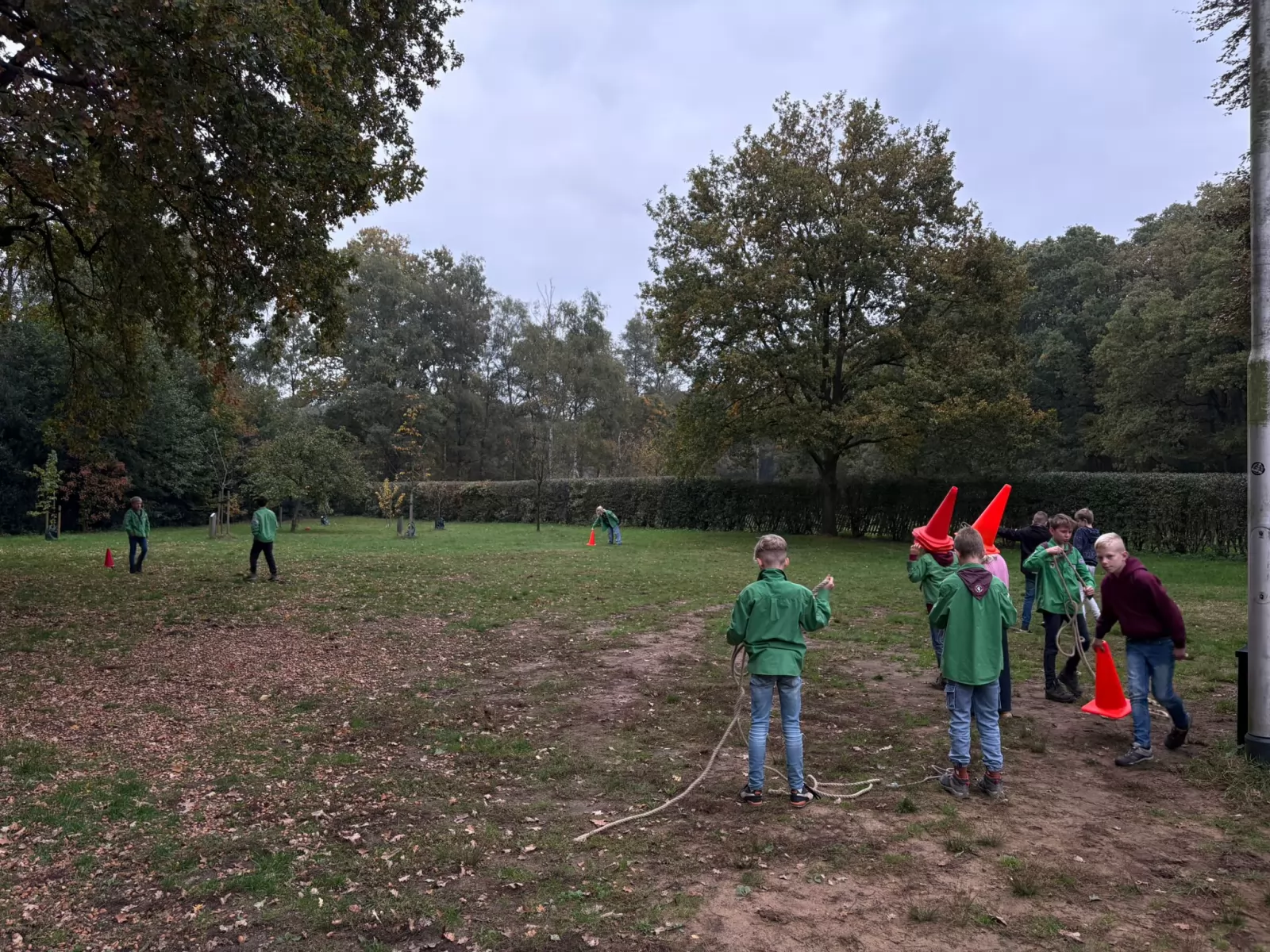 Gids/helper-kamp en installatie Gids/helper-kamp en installatie