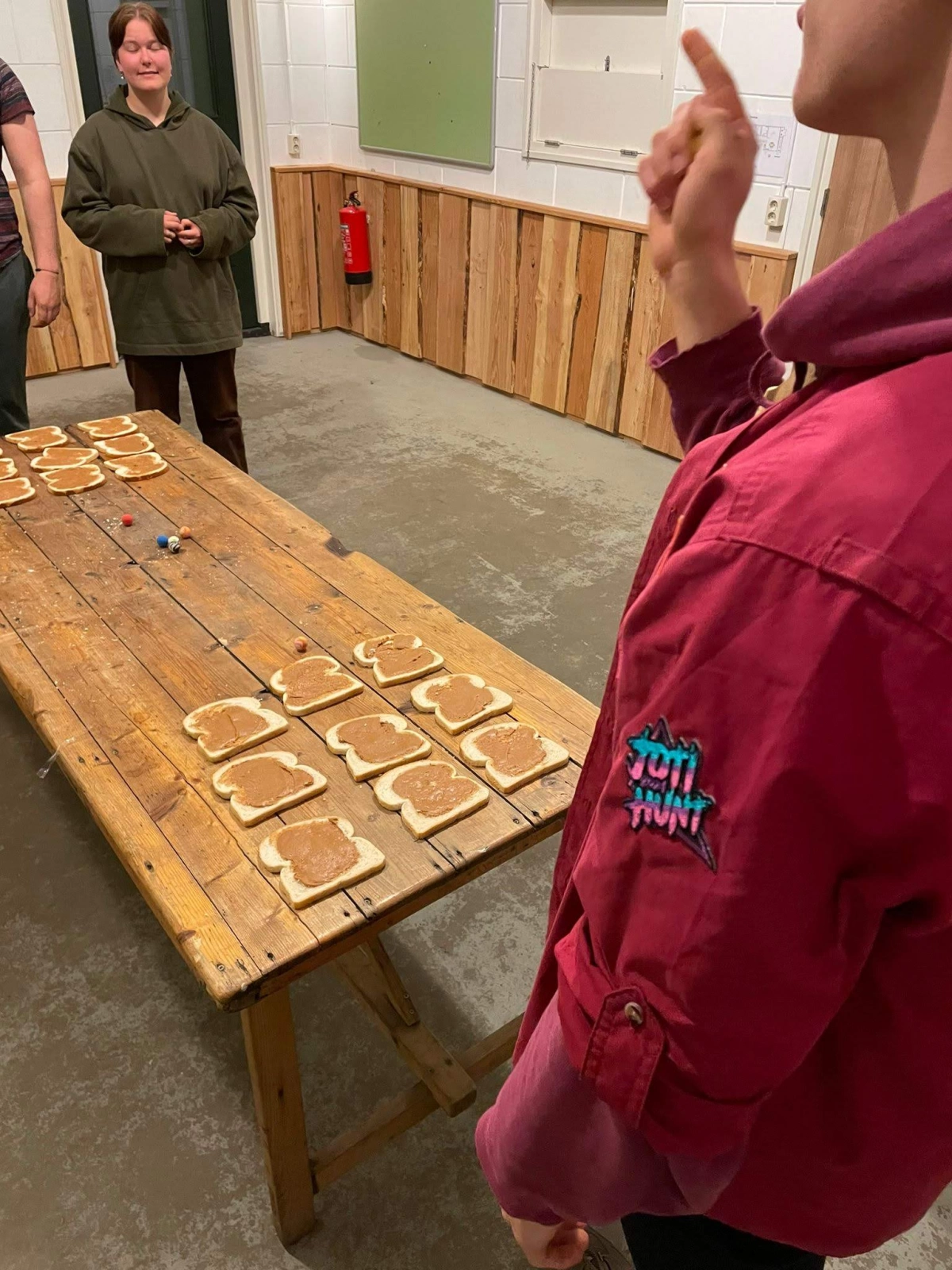 Pinda-pong! Pinda-pong!