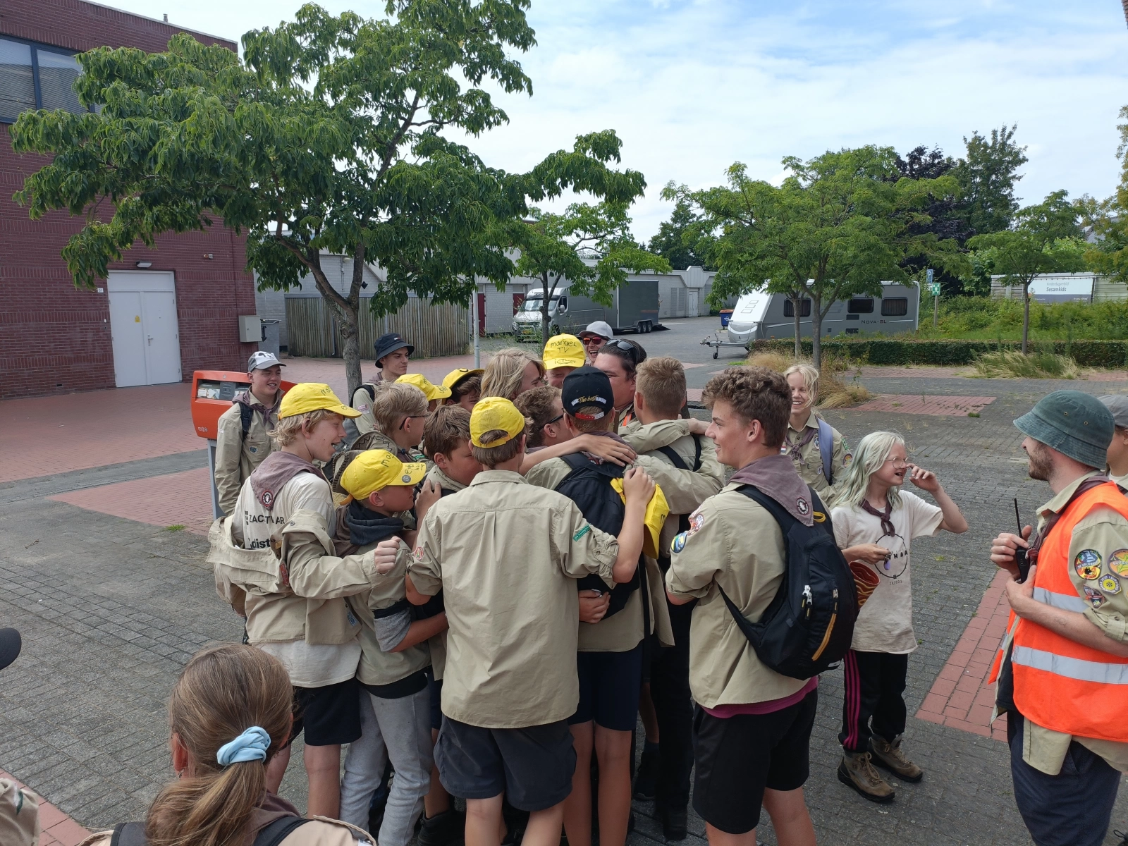 Nog een laatste groepsknuffel