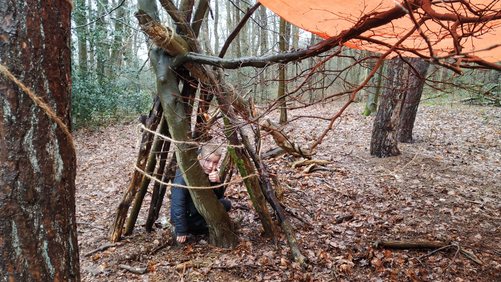 Hutten schieten en pijlen bouwen Hutten schieten en pijlen bouwen