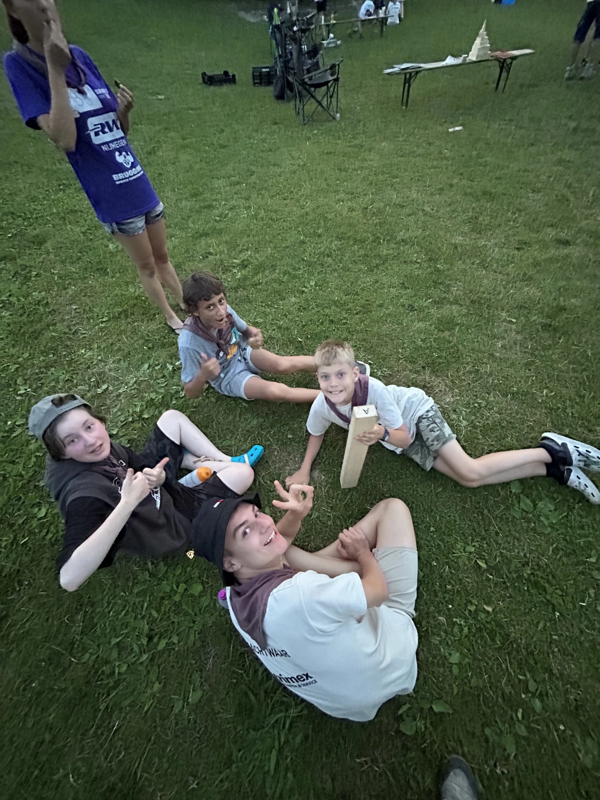 Het eerste avondspel: puzzelen