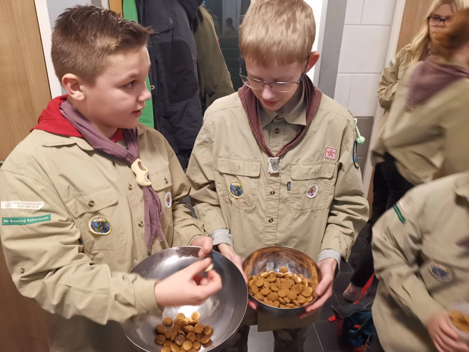Een pepernotenbende bij de Scouts Een pepernotenbende bij de Scouts