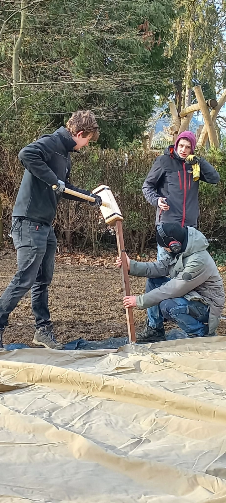 Tenten bouwen in de Ardennen Tenten bouwen in de Ardennen