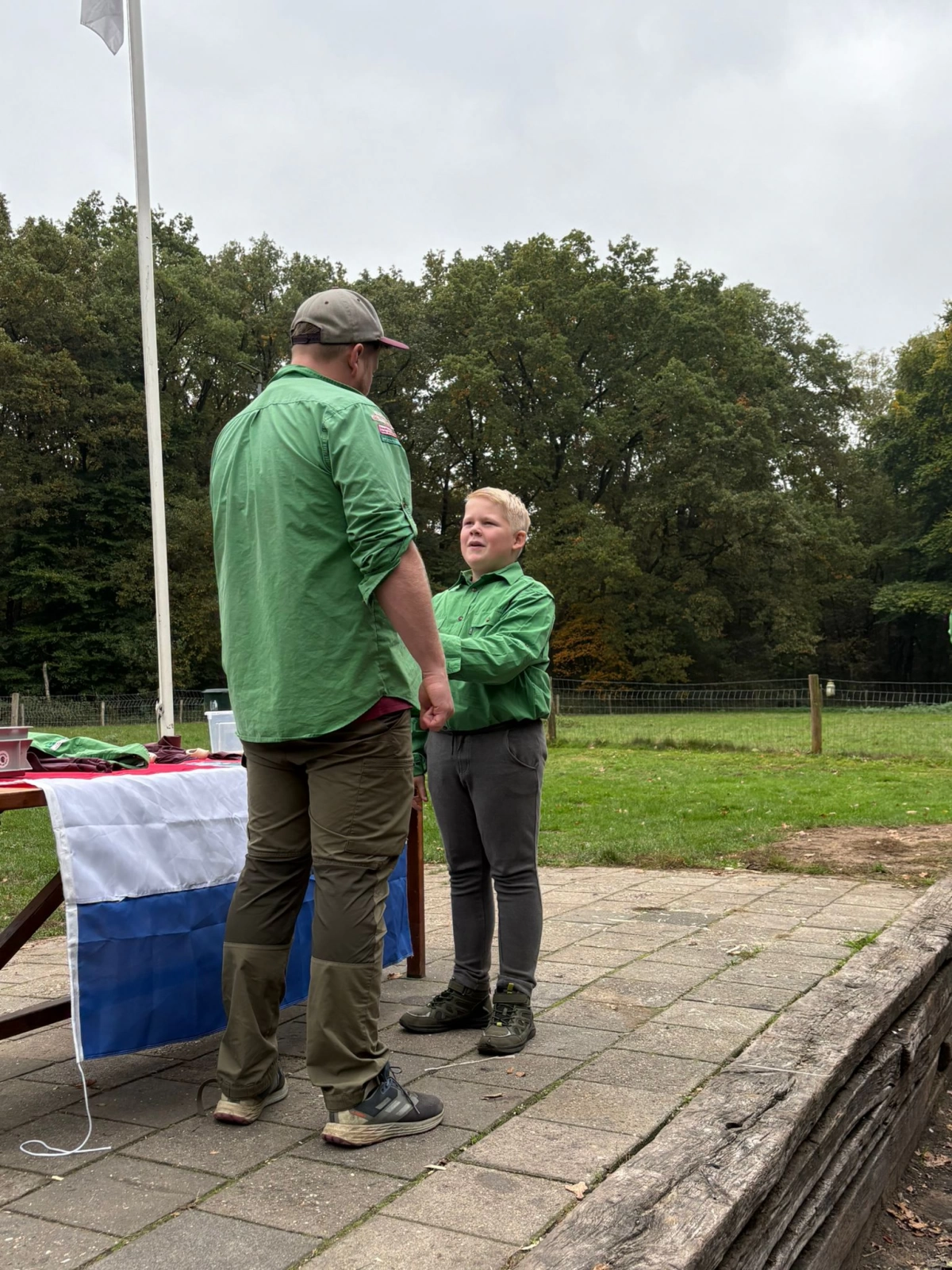 Gids/helper-kamp en installatie Gids/helper-kamp en installatie