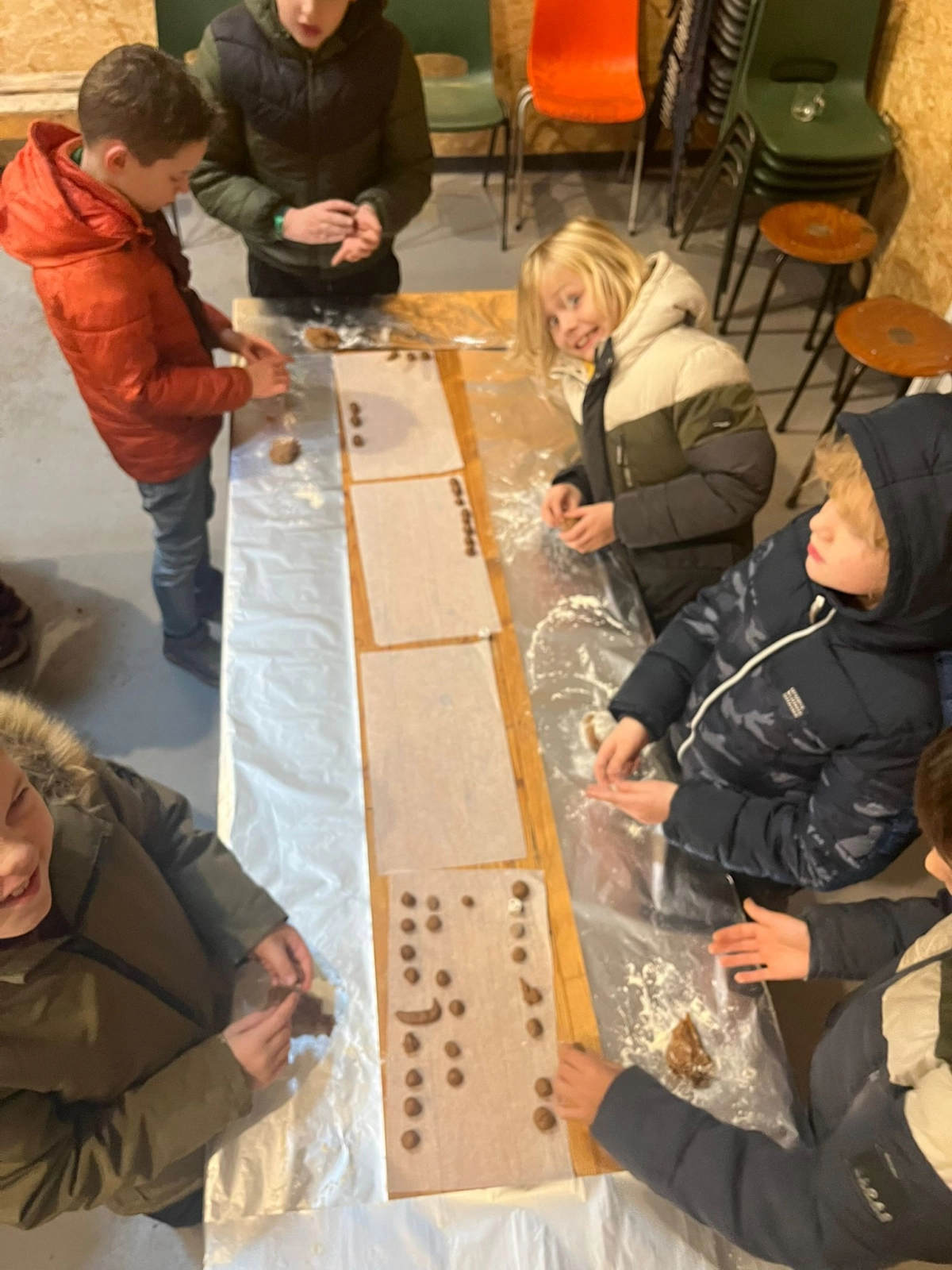 Pepernoten en appels op het vuur Pepernoten en appels op het vuur